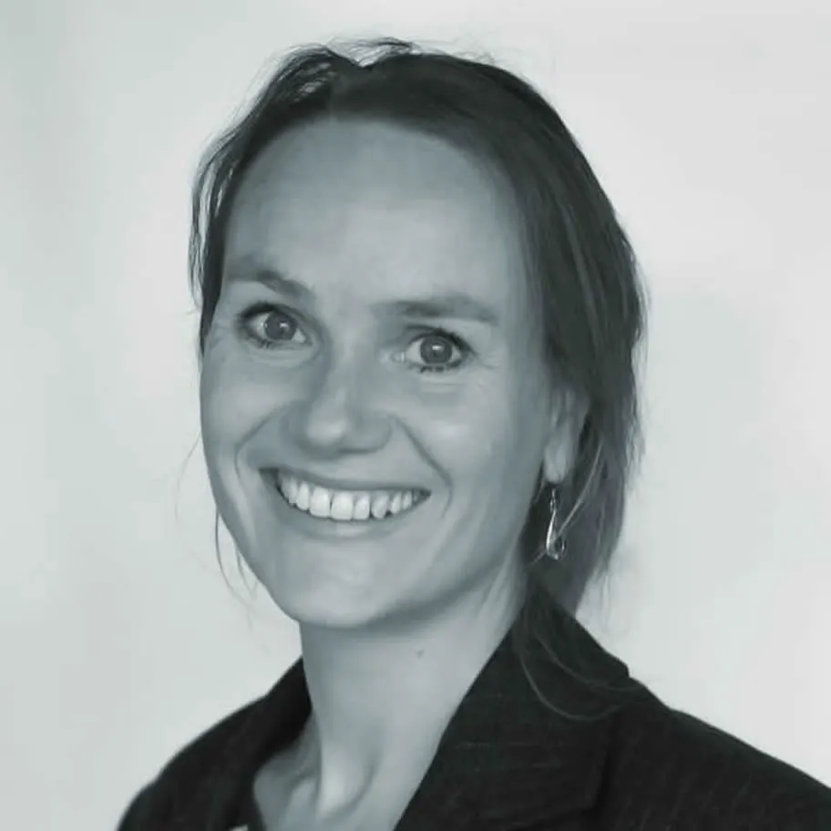 Adrienne Monteath-van Dok